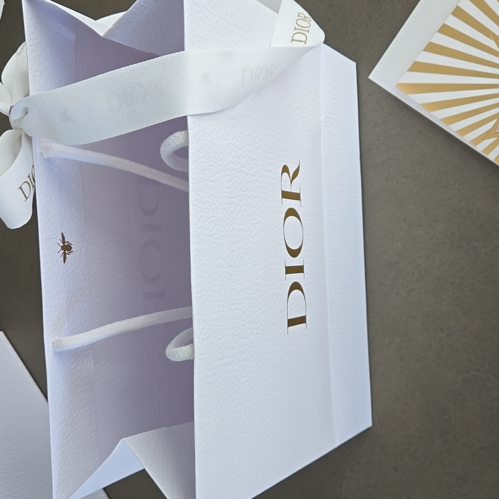 New Chic Dior set gold star design 2025 Dior pouch, Bag, Ribbon Card & Envelope - Picture 8 of 12